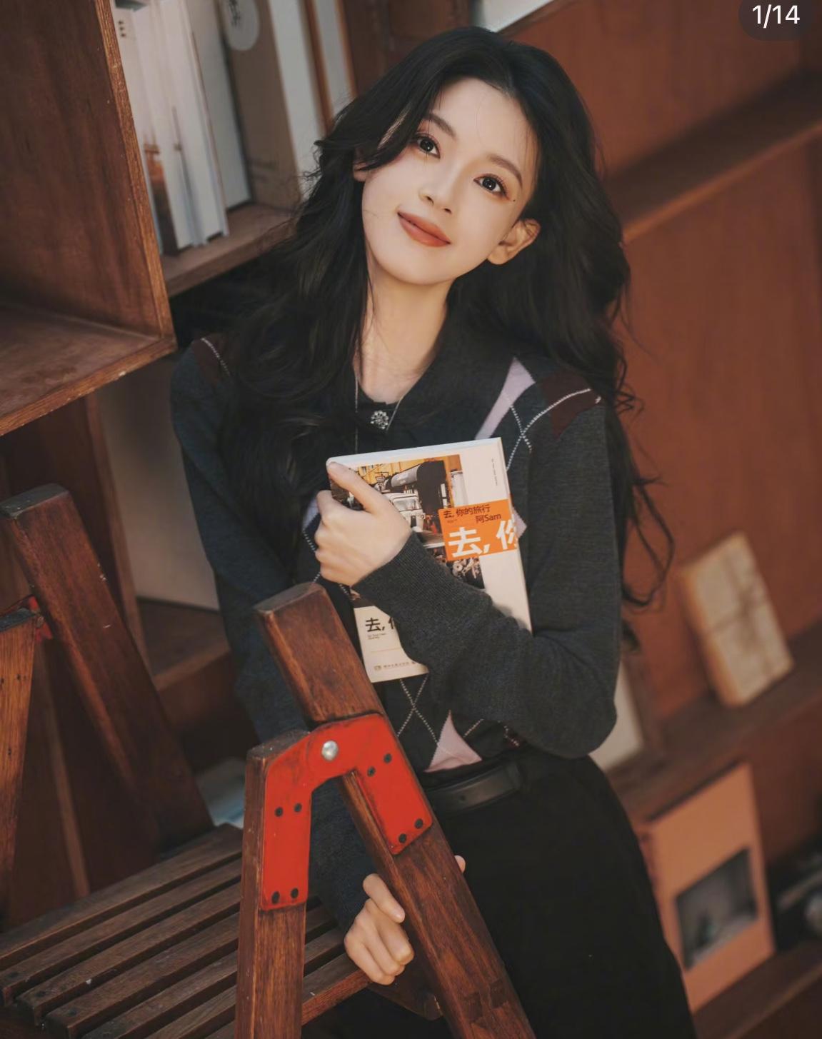 陈瑶坐拥千万身家我不羡慕。 陈瑶戏路宽口碑好我嫉妒不起来。 我万万没想到，32岁