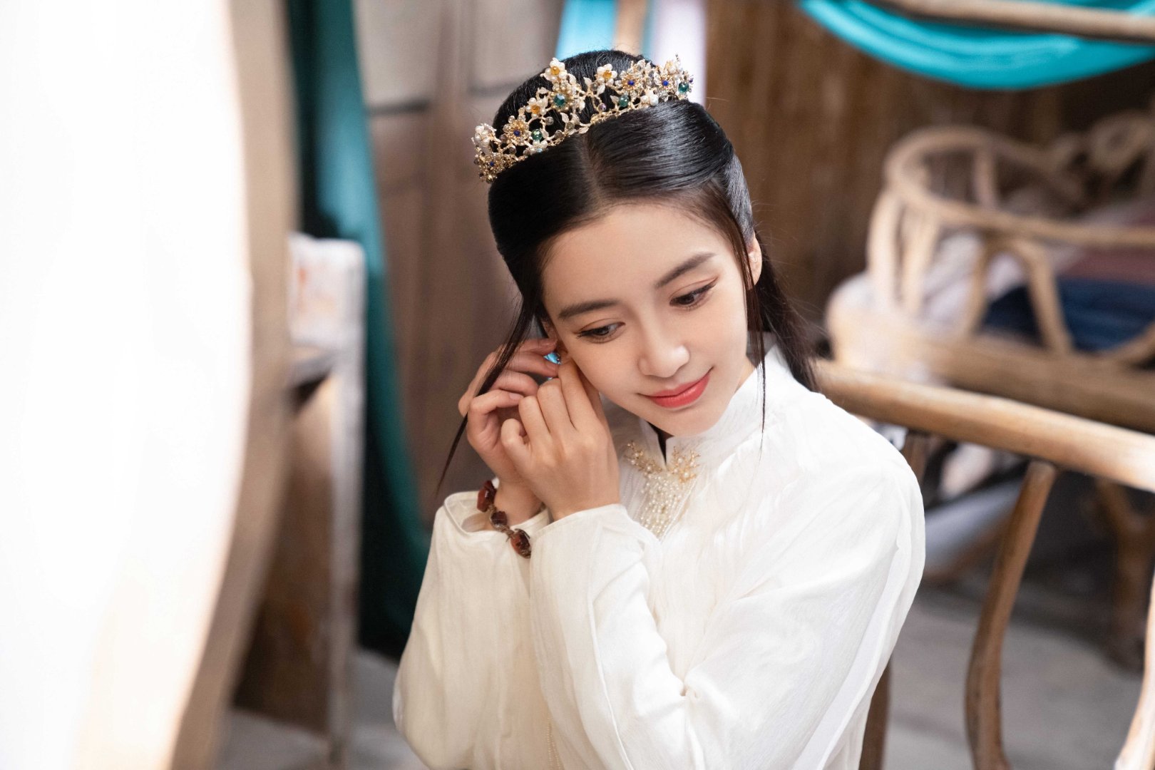 angelababy angelababy 你是诗中玫瑰 亲吻日落，折枝月染诗意