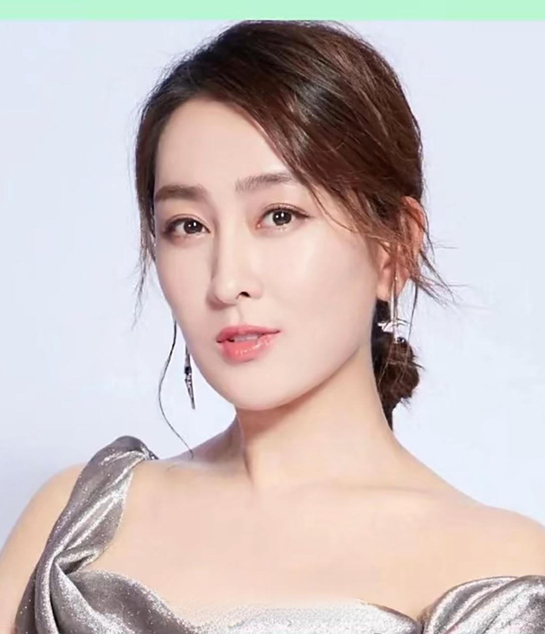 马苏演的"夜场大姐"回来勒索旧姐妹，这口老账，24号就翻出来算！

爱奇艺迷雾剧