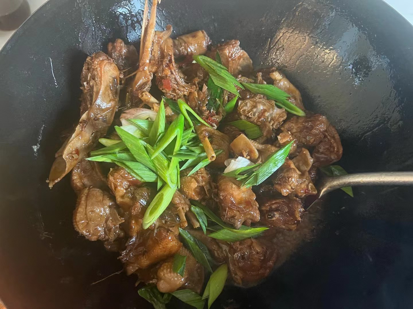 做饭，不是有手就会吗？而且我觉得做饭是一件很治愈的事情啊
