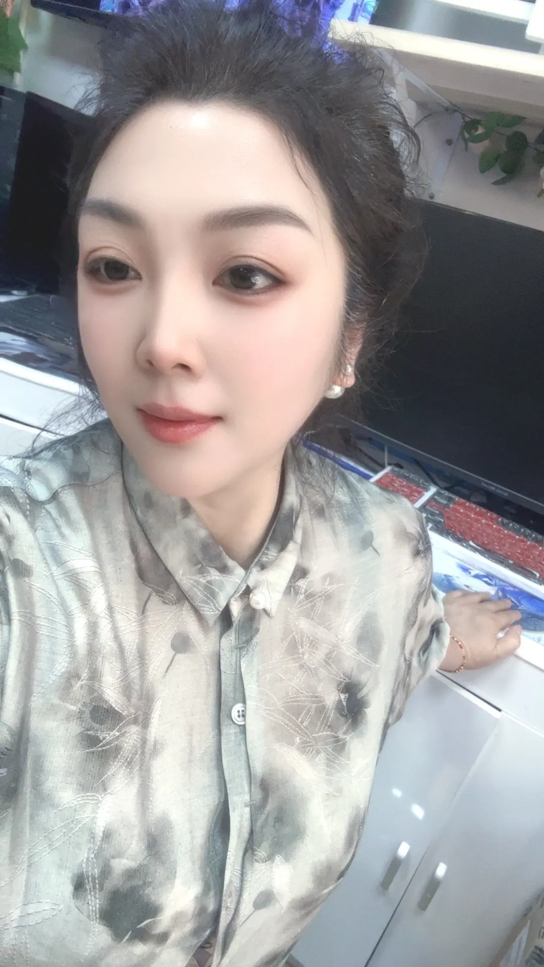 锦上添花的前提是，你是锦……工作娱乐两不误