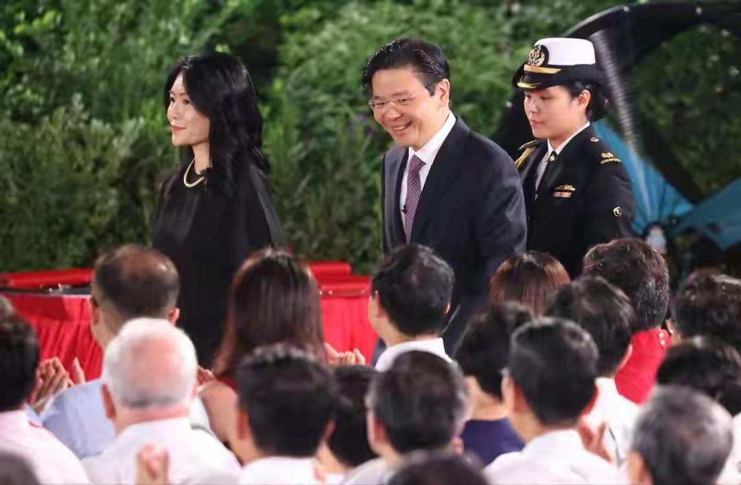 小国玩平衡术，讲究个审时度势！黄循财此番表态，看似左右逢源，实则失了“政治精明”