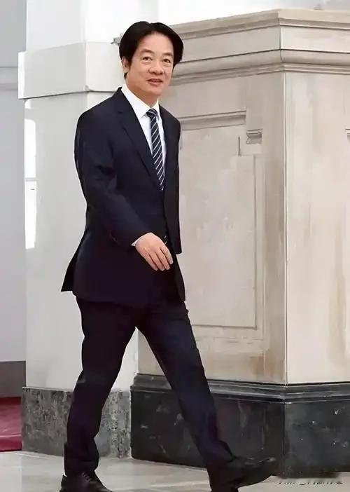 赖清德拒绝发钱不是为了省钱，是为了把债务危机“转移”给老百姓！是为了更大的阴谋？