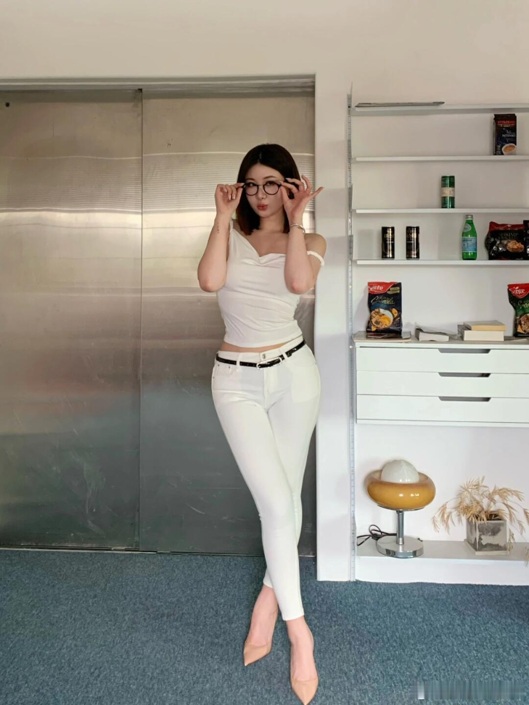 你的电子爱妻 ​​​