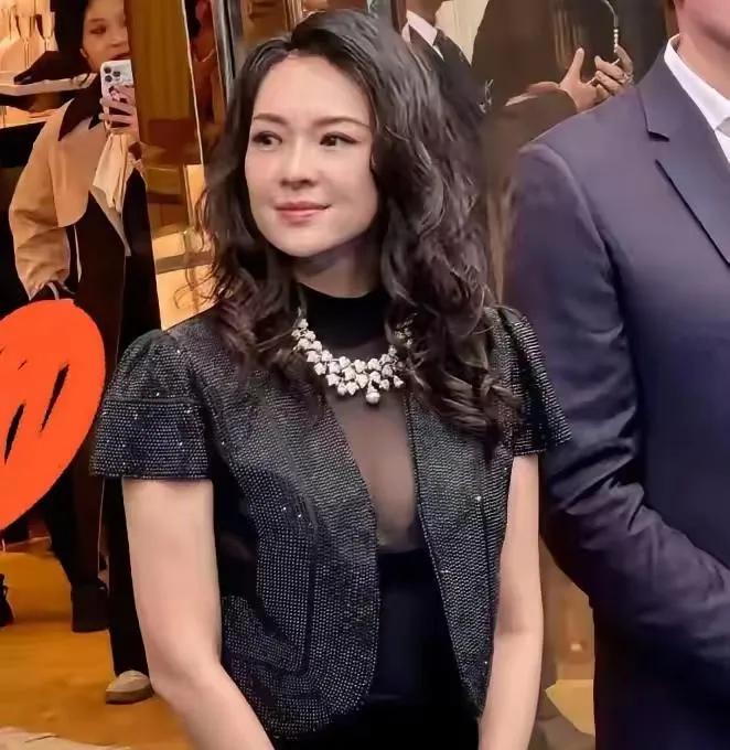 短短四年时间，230万的本金摇身一变成为了3个亿！试问，面对这样一份堪比“印钞机