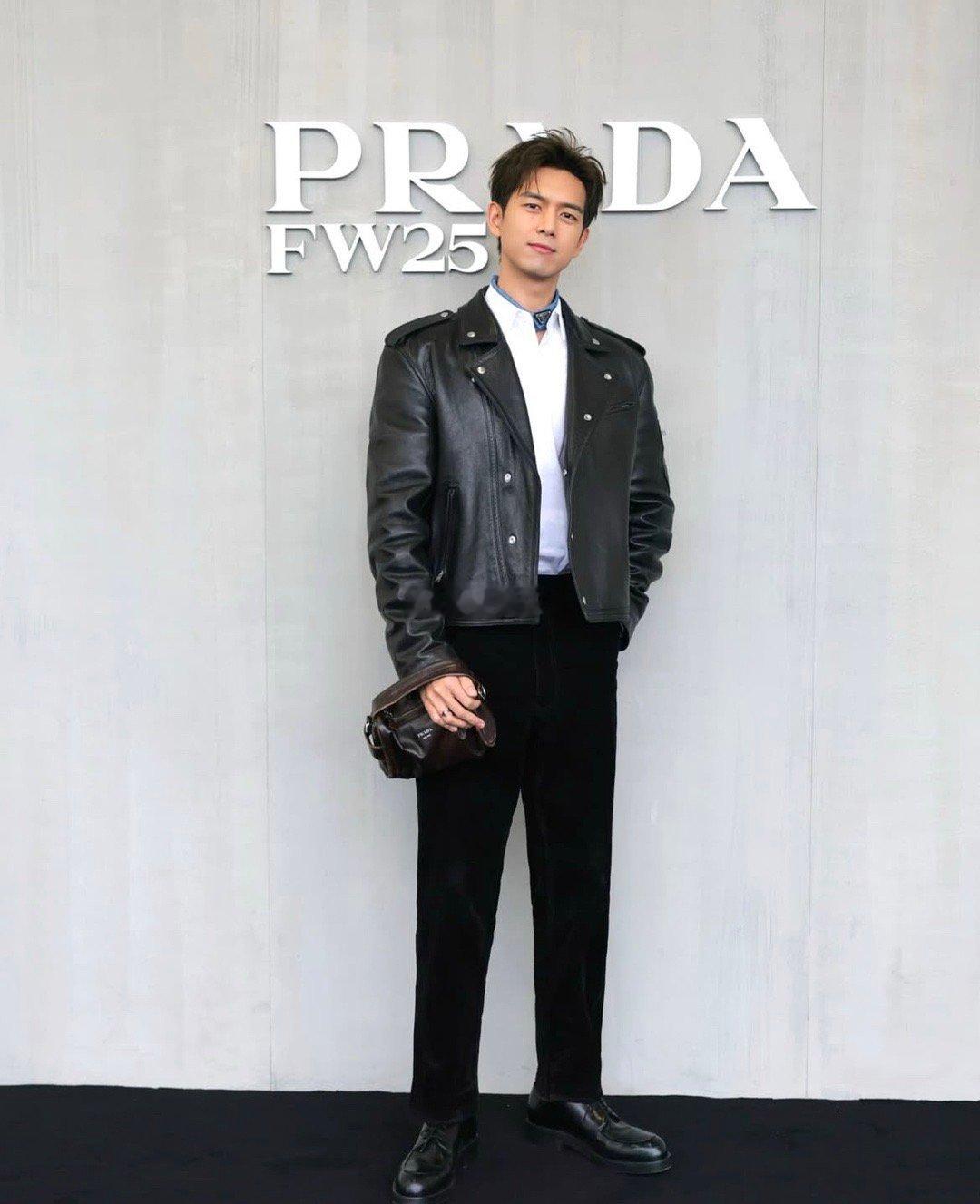 lofficielhongkong｜ins 更新了米兰男装周PRADA大秀的明星