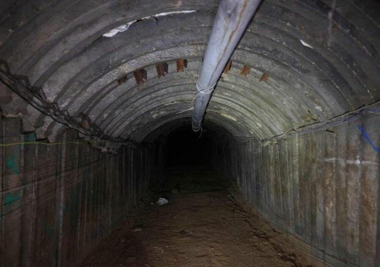 【以军证实水淹哈马斯地道，迫使哈马斯武装人员现身】以色列国防军在加沙地带的军事行