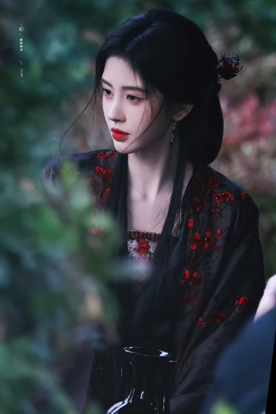 鞠婧祎[超话]   夸起来好吗？好的。👌🏻👌🏻👌🏻夸夸文案走起，夸夸