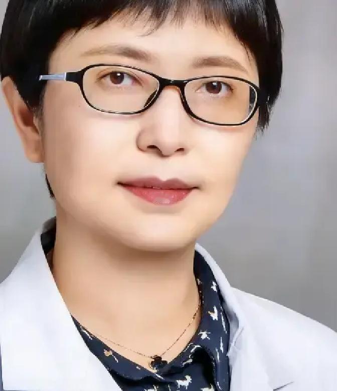 刷到“协和张海敏博士”那段人生旷野鸡汤，我愣了半天，印象里协和官网专家栏压根没这