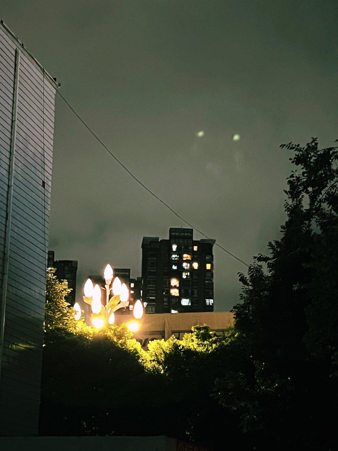 夜空里没有最亮的星不连星星都没有晚安你晚安全世界 