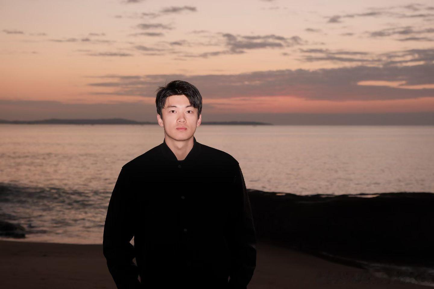 山河成卷，逐梦无涯。体育大赏年度体育榜样力量顺流而上