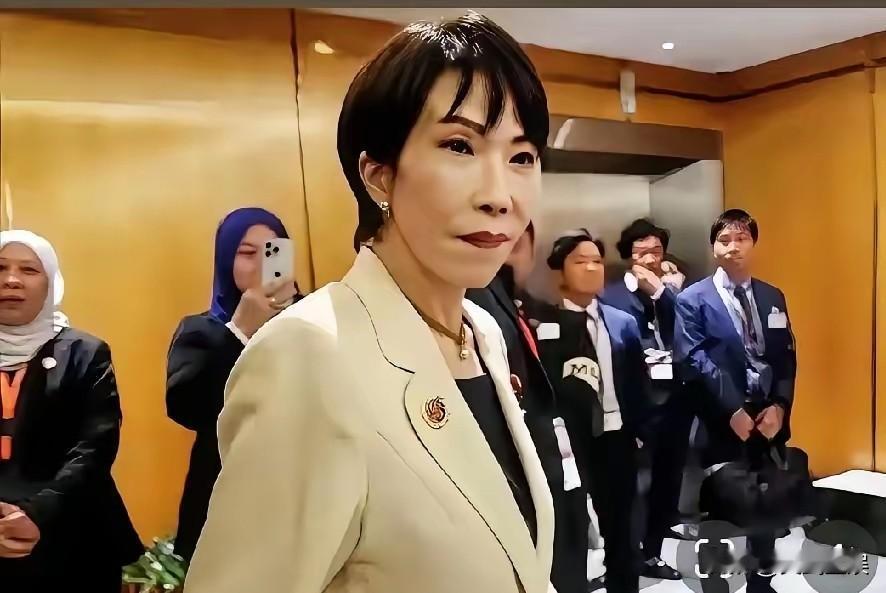 日方拒不还文物？不如先盘活这张中华王炸，别再捧着金饭碗要饭
​​看日方执意拒不归