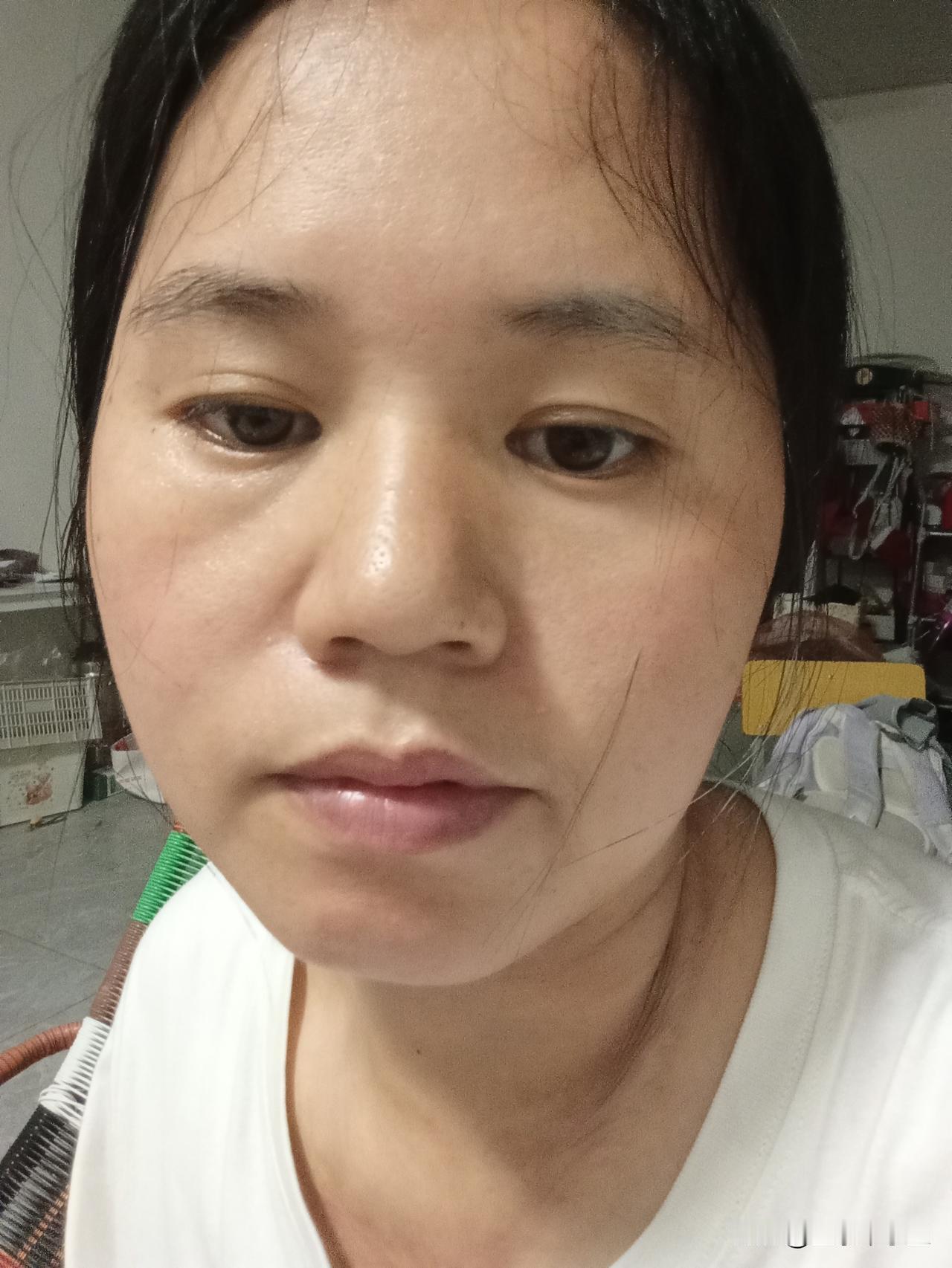 没有化妆，没有滤镜，这就是中年宝妈最真实的模样
 
照片没有美颜，也没有化妆，忙