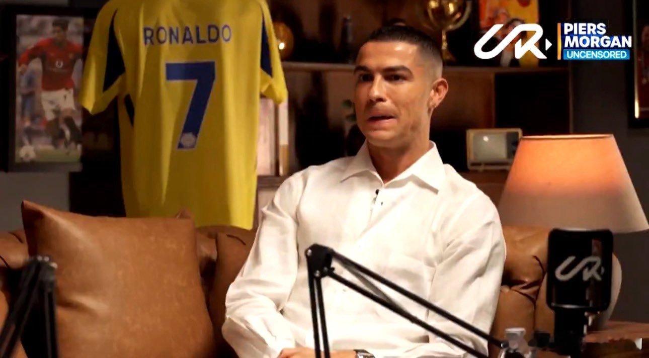 🚨克里斯蒂亚诺·罗纳尔多：“我不同意（梅西更出色）。我不想显得谦虚……”一位勇