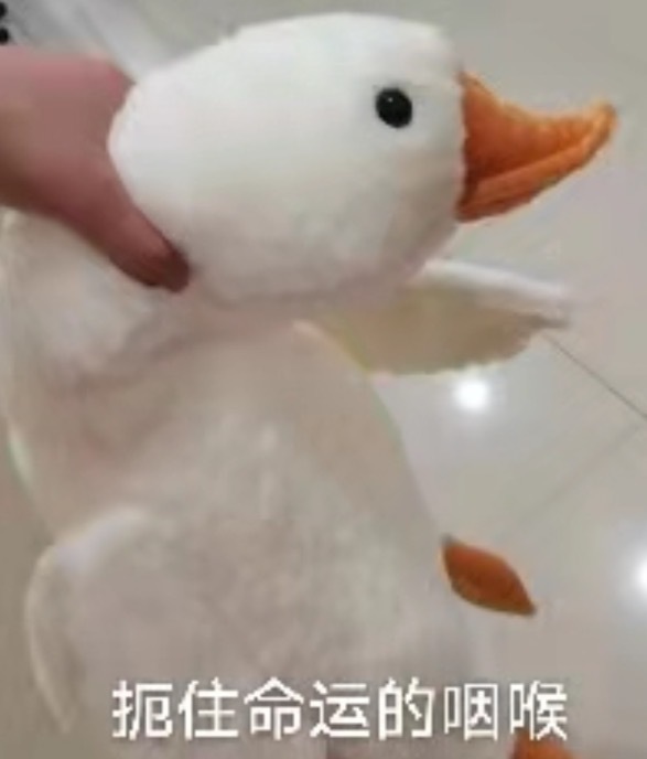 【一穿高领就难受，可能是“衣领综合症”在搞怪】如果你一穿高领衣服、戴围巾就难受，