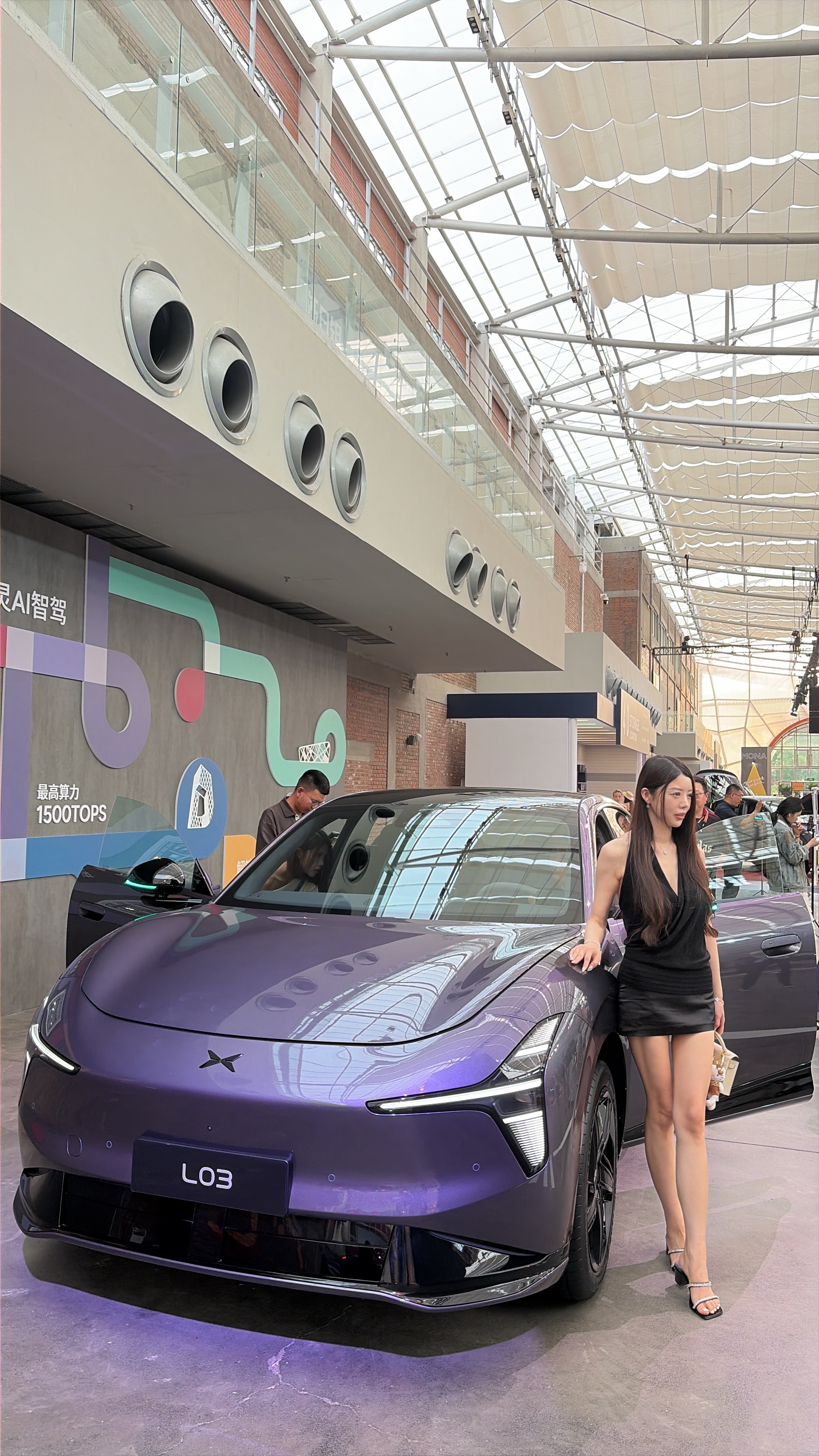 我大师兄的新产品，小鹏MONA首款SUV——L03今日亮相并开启预售，价格区间1
