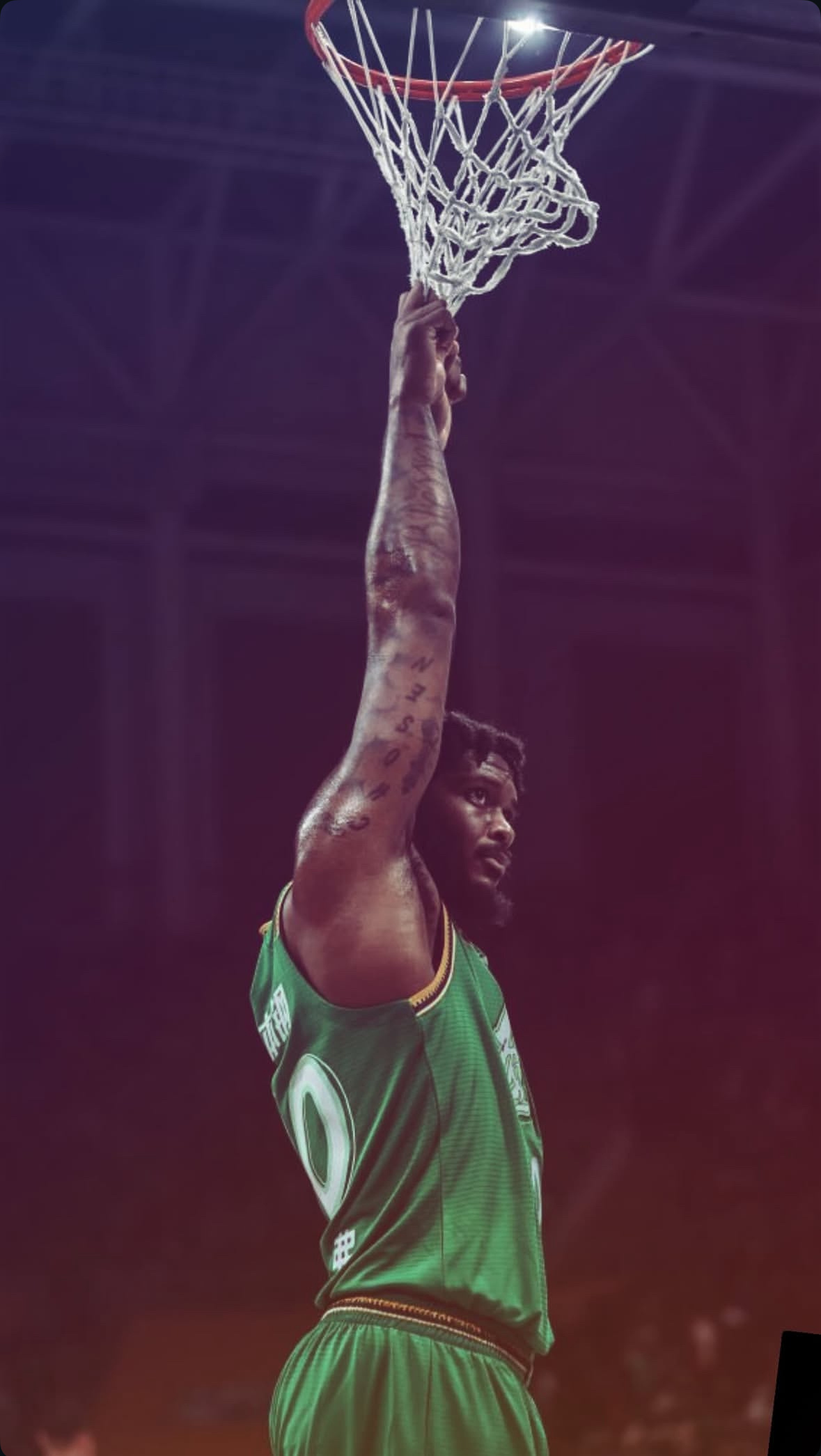 奥利弗ins 发布帅照辽宁男篮