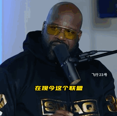 在如今打球艾佛森能场均拿多少分？
来听听艾佛森本人是怎么回答的吧？
你认为巅峰艾