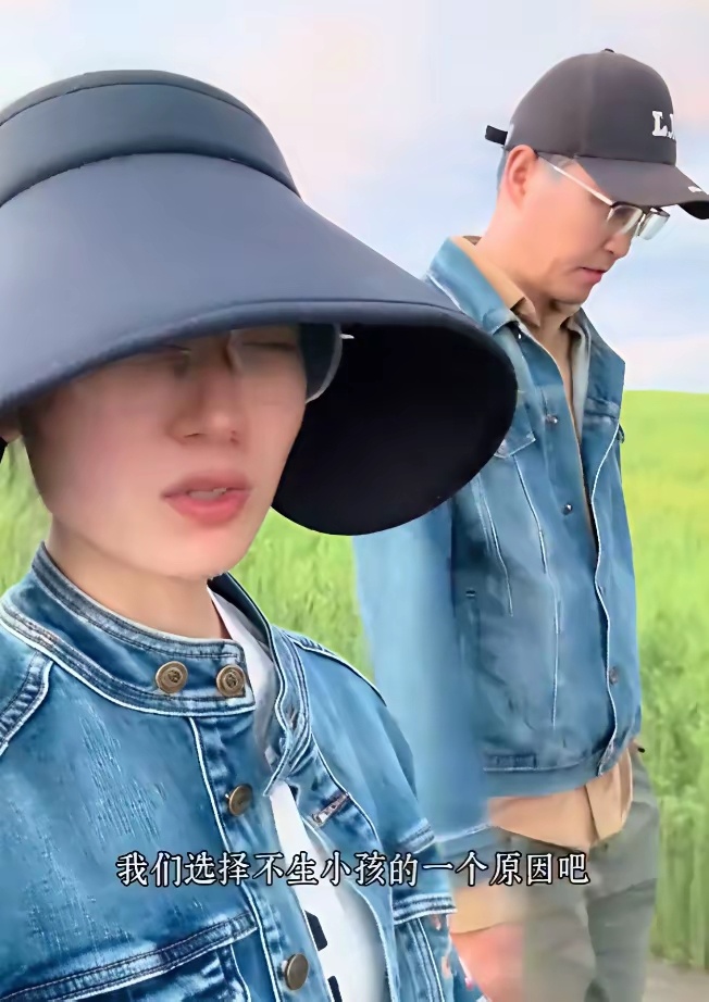 博主发文说，真希望人类消失，这么美好的地球，有了人类就不值得。他们觉得地球不需要