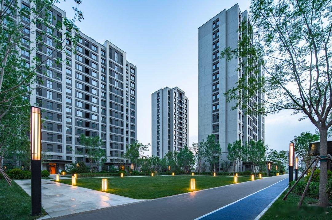 天津租房天津租房地铁口300米！阳光小三居！房东直租无中介费！地铁四号线朗郡园站