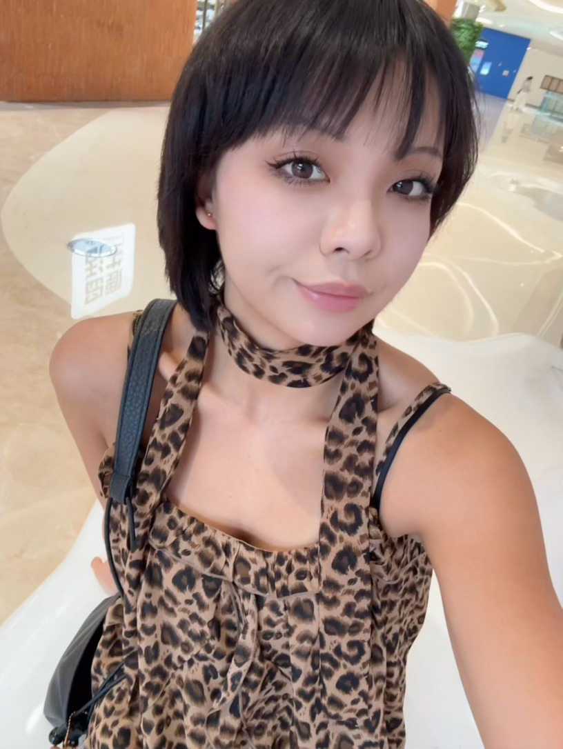 每年夏天都要来趟重庆并被热晕。。。 