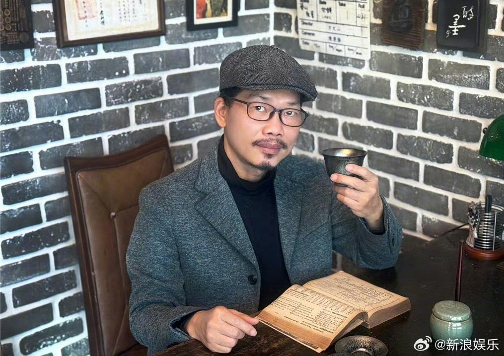 方文山助理回应方文山方否认出轨近日，网络流传关于方文山婚内出轨、精神操控艺人的相