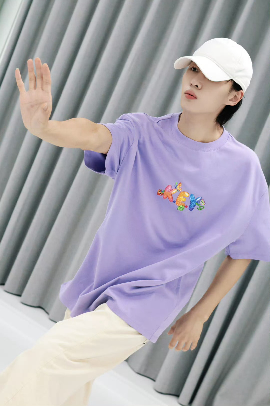 卓沅0616生日快乐 💜 卓沅廿七千帆顺 百瑞昭鸿图你是造物者的光荣，是四季不