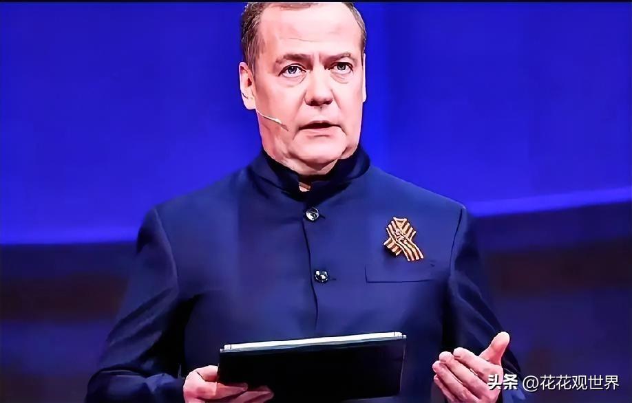 2月28日晚上的最新消息，速报，全都不容错过，第十二条：梅德韦杰夫就伊朗局势发表