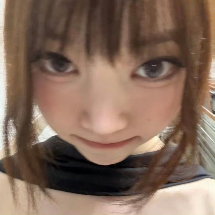 李荣书再 copy 姜海粼 haerin 试试看呢？ ​​​