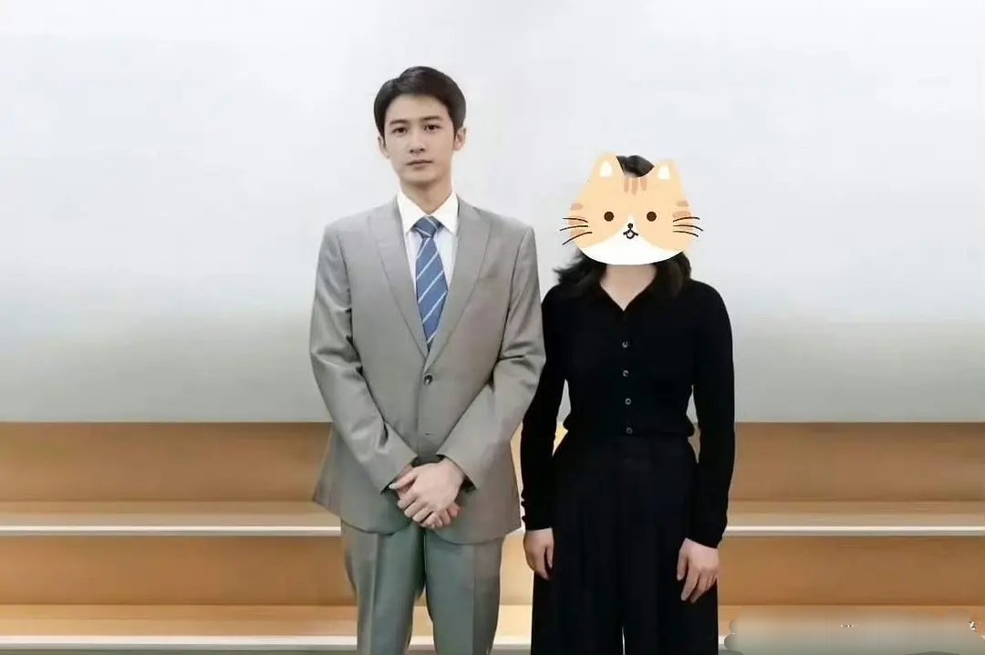 檀健次这个新电影造型怎么样 ​​​