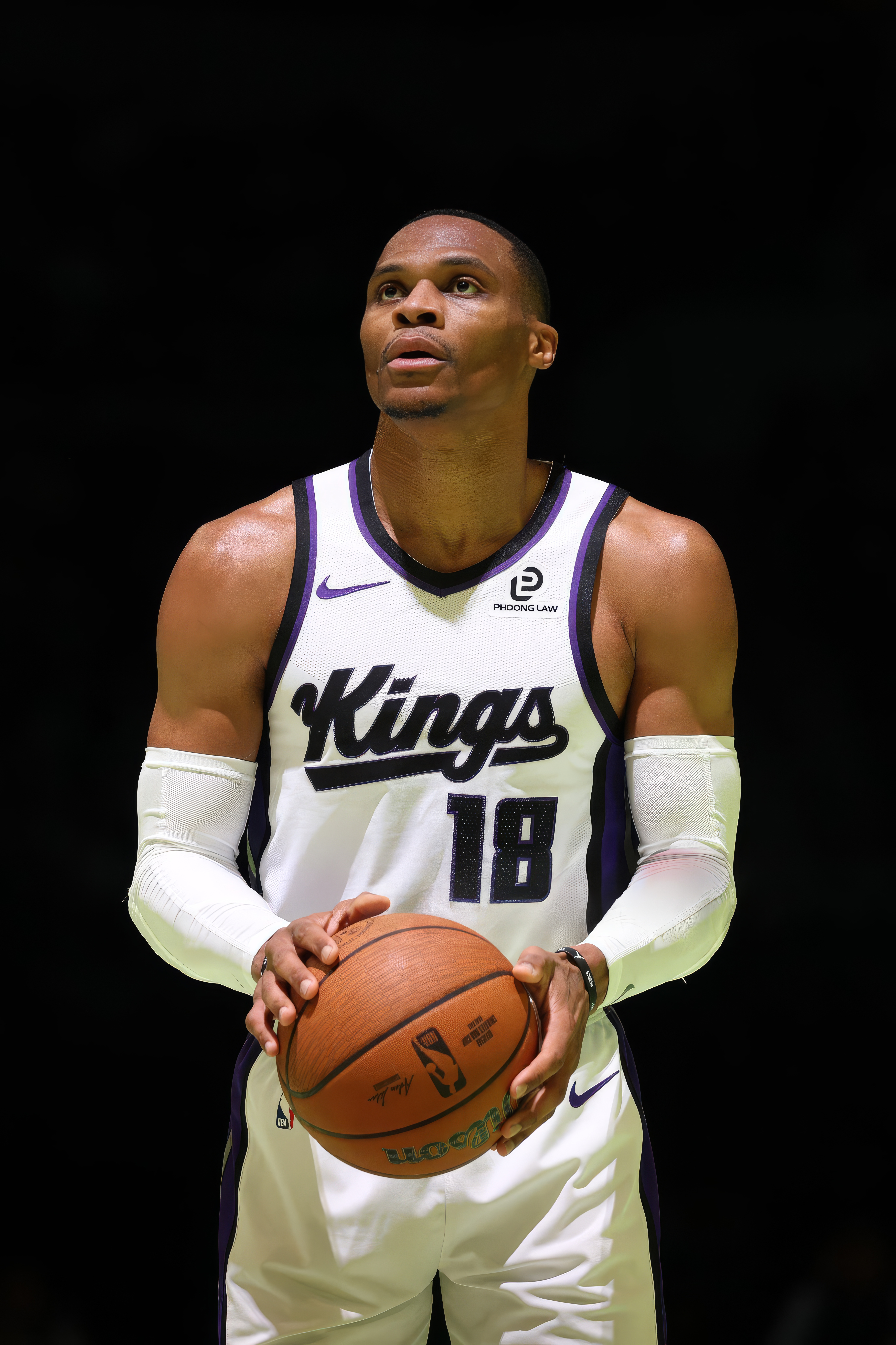 全场结束，国王110：124森林狼，威少13分10板13助，下场比赛继续加油