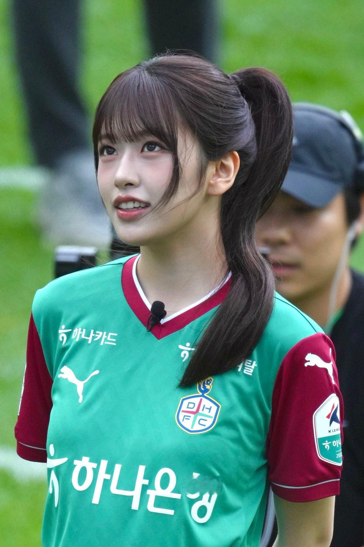 IVE[超话] 250503 大田 K联赛安宥真开球射门~进球~！！⚽️ ​​​