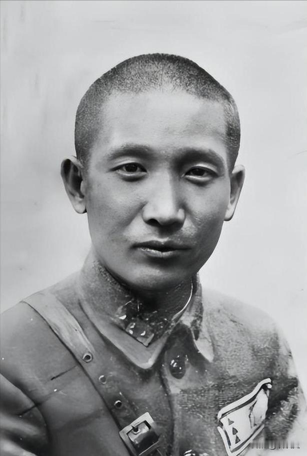 1938年，山河破碎，战火蔓延，北大、清华、南开三校组成的长沙临时大学，为保全教