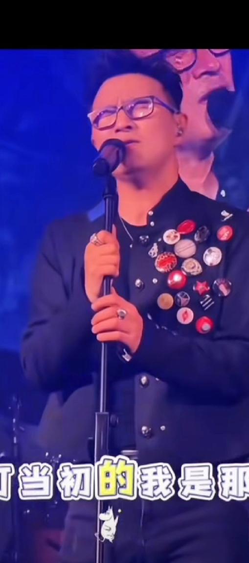 刀郎全国巡演才收官，汪峰“相信未来”全国演唱会己开启。
2025 年 10 月 