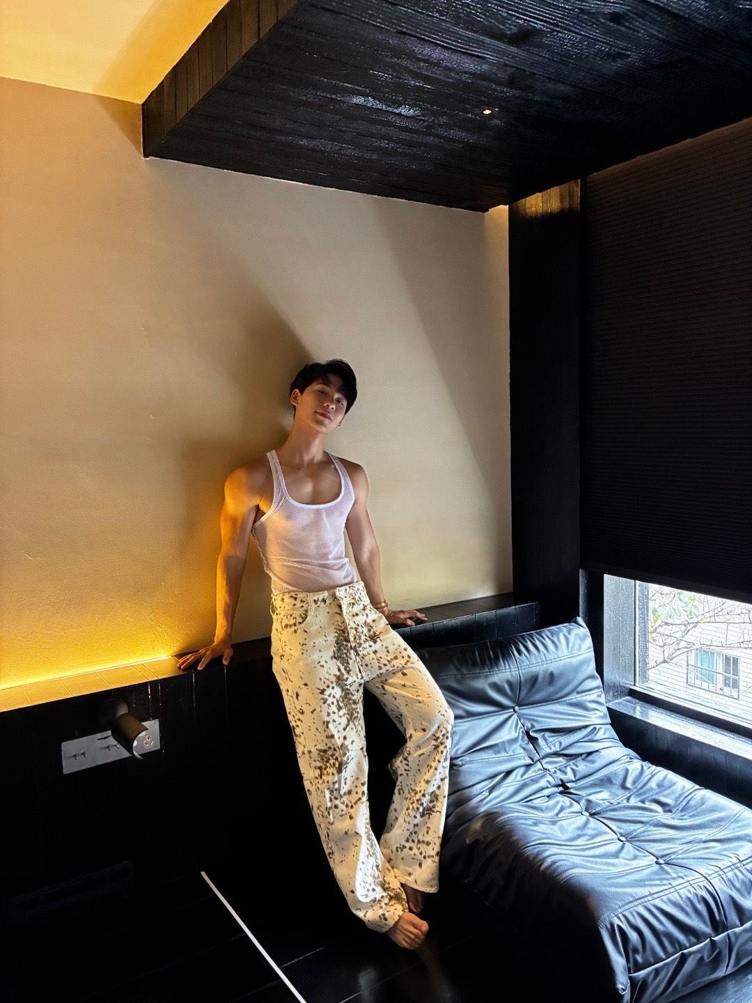 我穿的多，你说我保守，我脱了你又说我骚，想怎么样呢？ ​​​