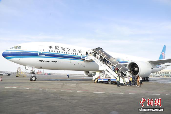 🔥 2026年2月23日 今日要闻
 
🏅 冬奥闭幕·中国创境外最佳
 
米