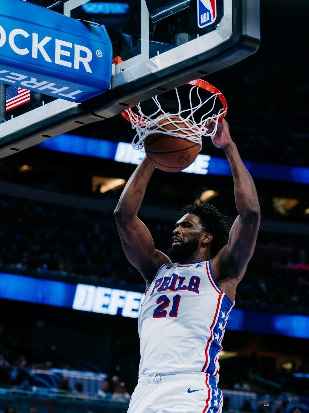 健康的大帝不输约基奇，恩比德爆砍40分王者归来!

在今天76人与鹈鹕的比赛中，