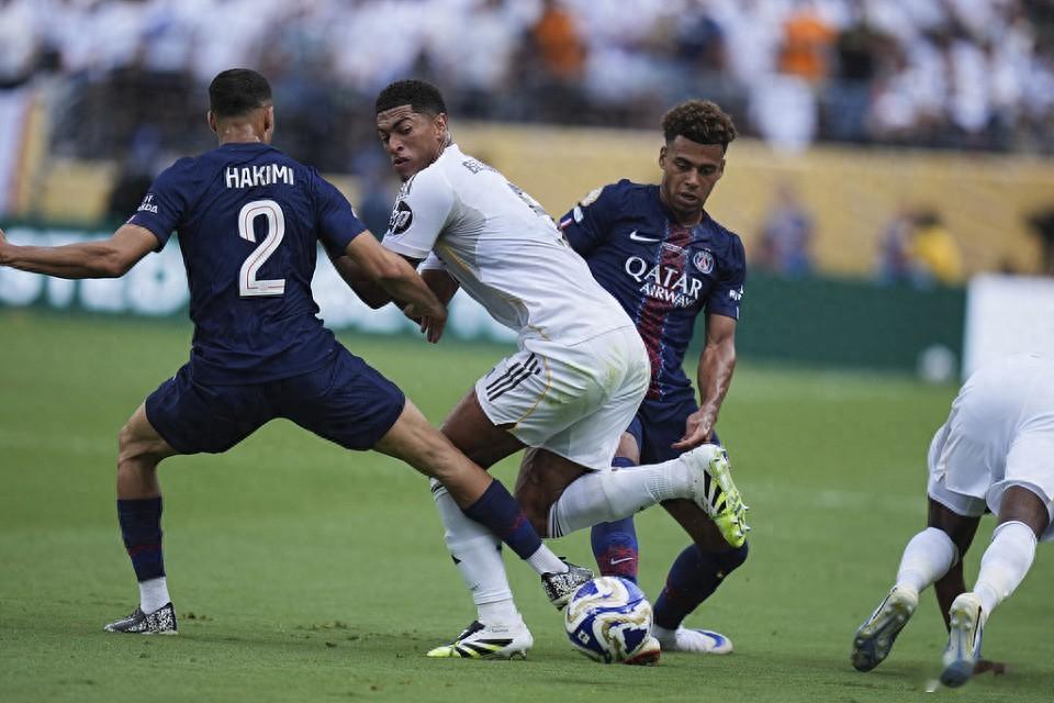 从战神到累赘？大英帝星在皇马地位暴跌，阿隆索也保不住他？贝林厄姆正经历职业生涯的