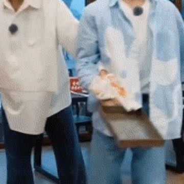 芸锐爱男时自动变妹 