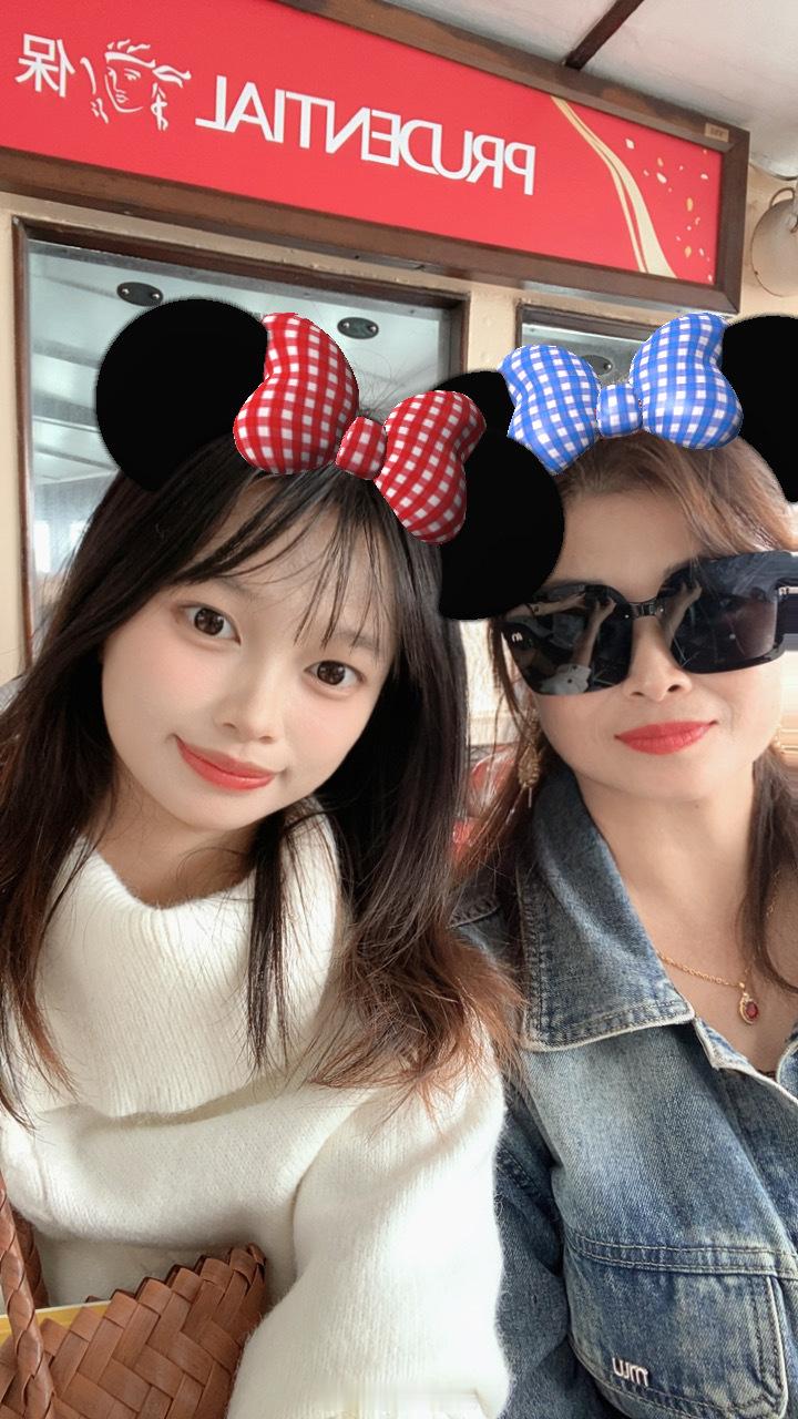 往左还是望右 香港