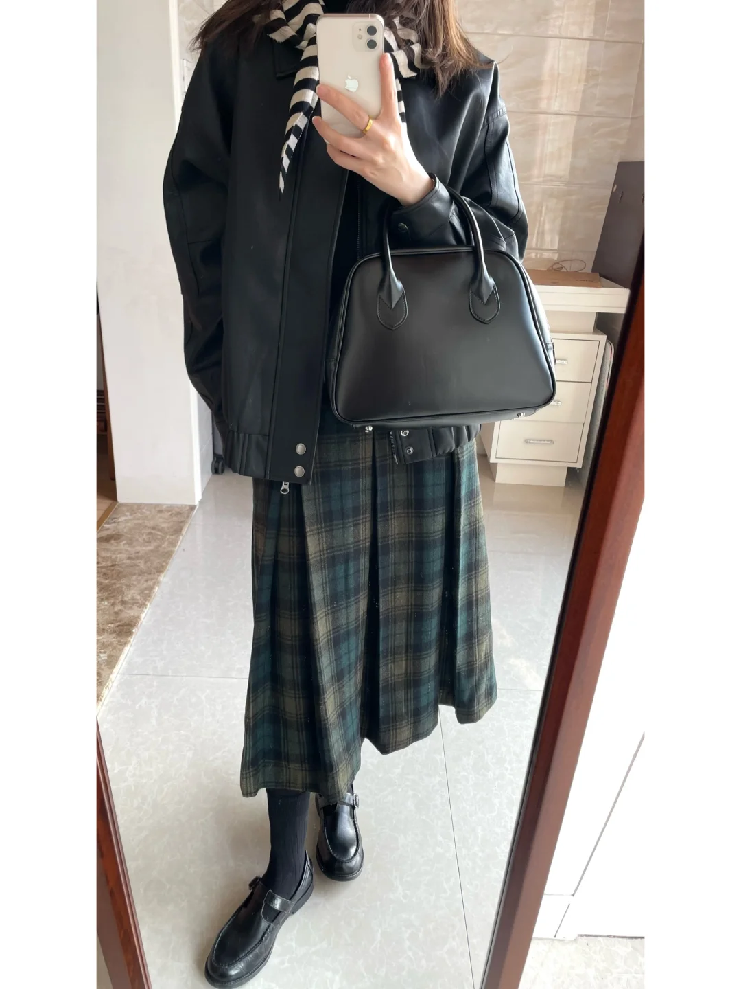 一衣多穿/百搭黑皮衣