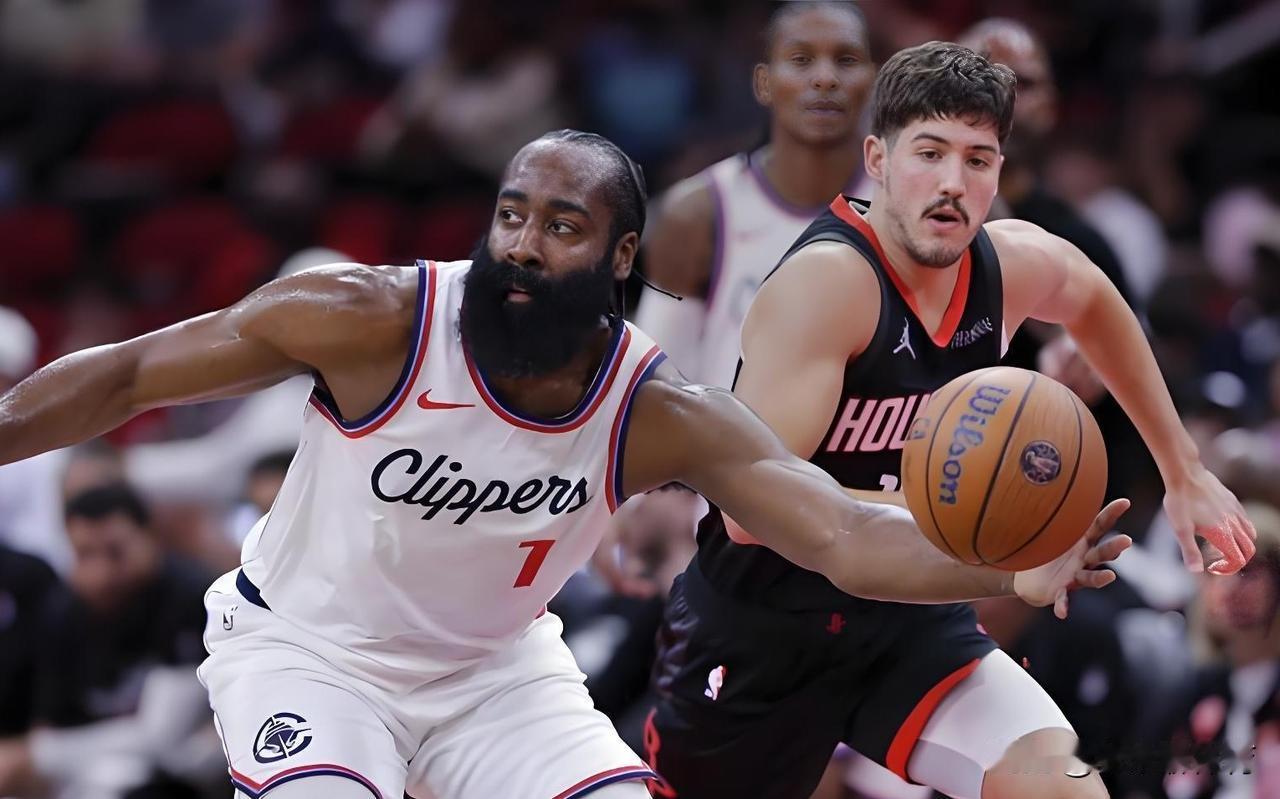 想让快船赢，又不想让火箭输，让球迷纠结的一场比赛！
如果这场比赛放在上赛季，可能