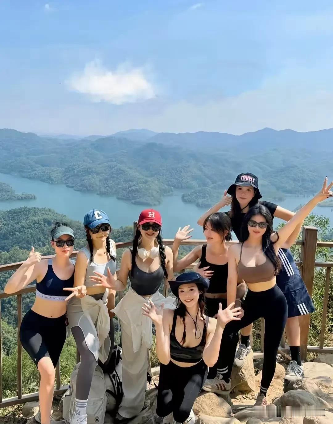 现在登山也这么卷了吗？