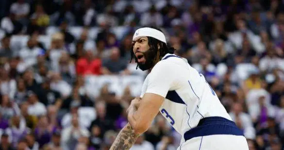 彻底认输？独行侠将浓眉摆上货架 重建一触即发