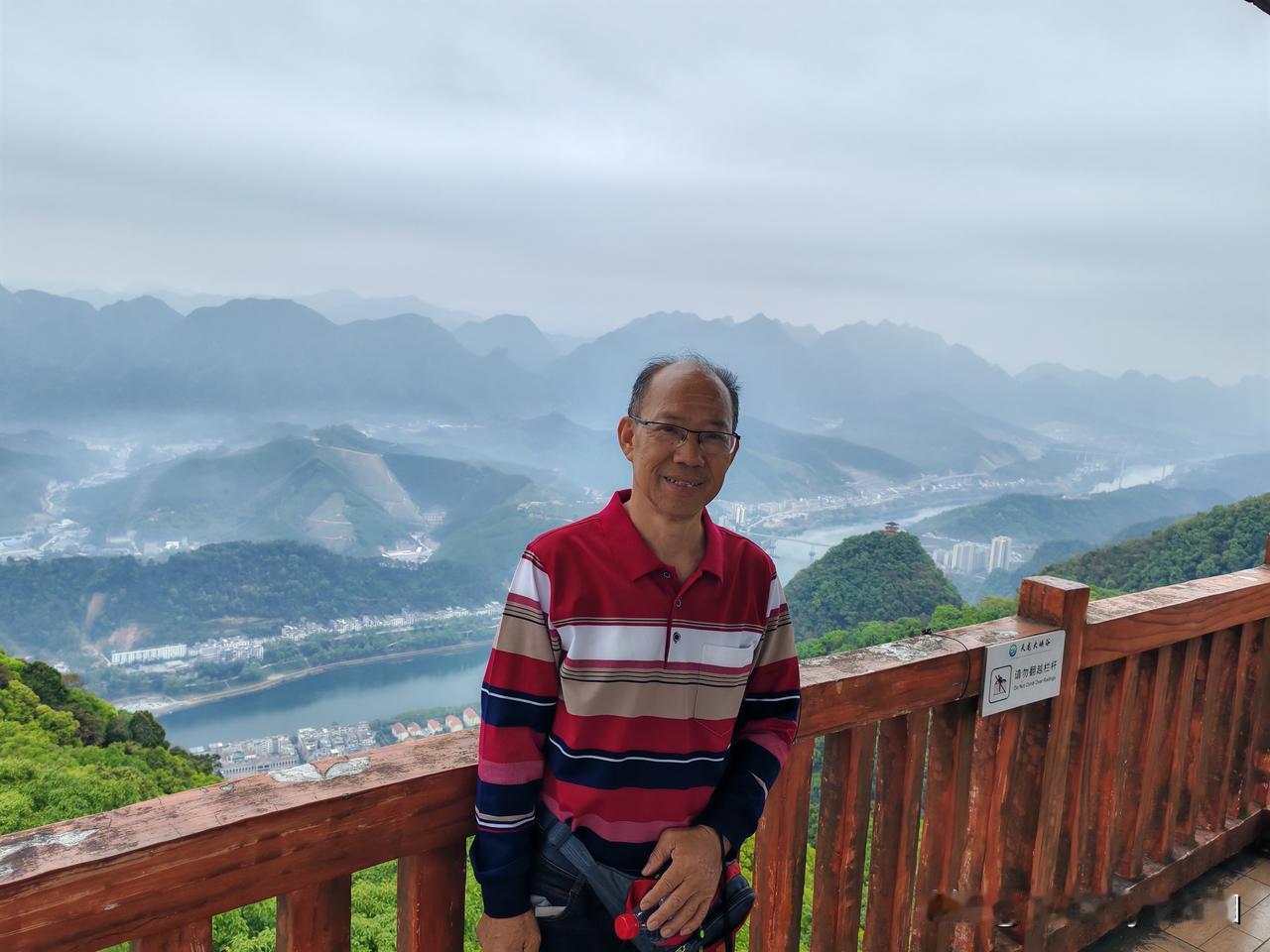 开着房车流浪广西第28天总结
1、上午游览天龙大峡谷，景区经理已经同意我免票进入