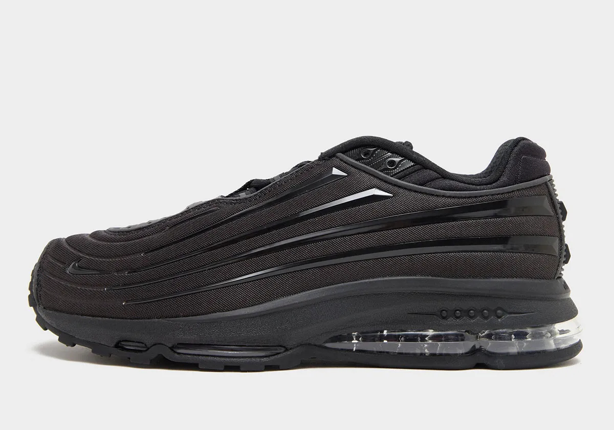 Nike Air Max 2000 “Triple Black”   2026秋