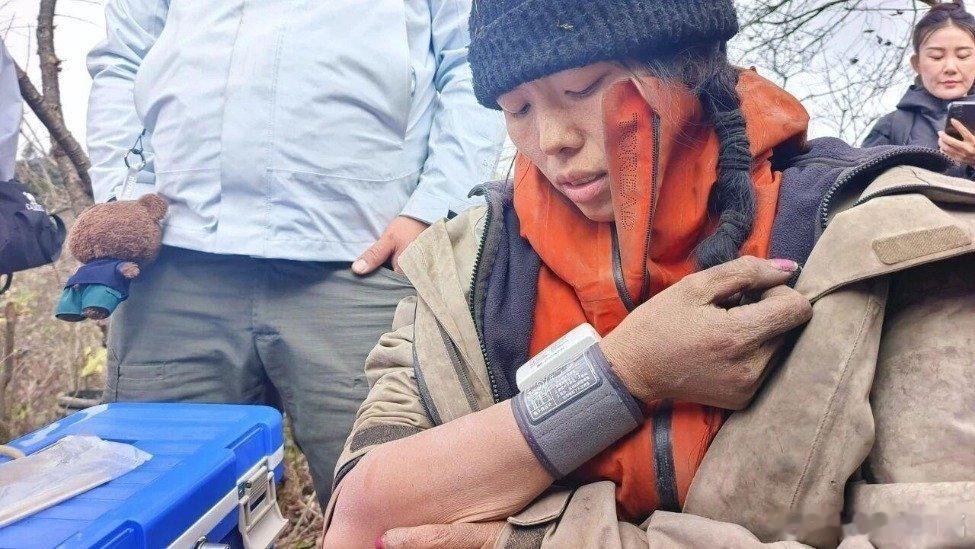 【张家界荒野求生选手体检结果出炉，5人血钾超标】极目新闻记者刘孝斌湖南张家界七星