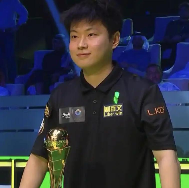 公子厉害，连胜3位世界冠军，挑落2位世界前三，赵心童谁敢不服！
       王