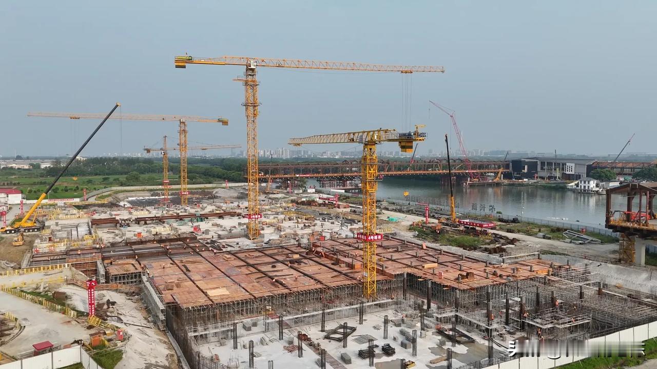 《长三角一体化示范区：水乡客厅绽放新光彩》
 在 2024 年的今天，长三角一体