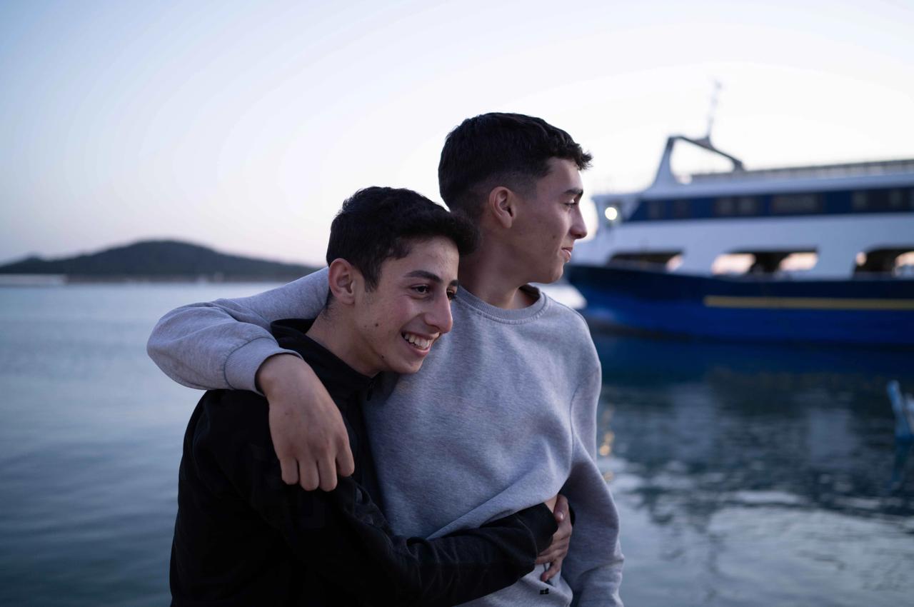 今天去了爱琴海边艾瓦勒克的坤达渔村，原来以为可以拍到收渔的场景，结果发现这里成了